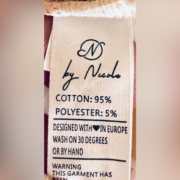 By Nicole Chiccomfy All Around Smoothing with Wasy Front Closure - Picture 7 of 14